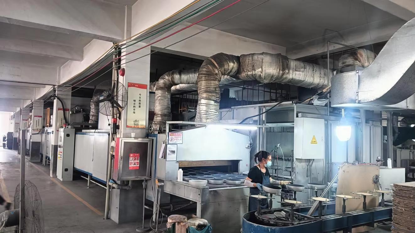 Spray coating of ceramic and granite nonstick layers